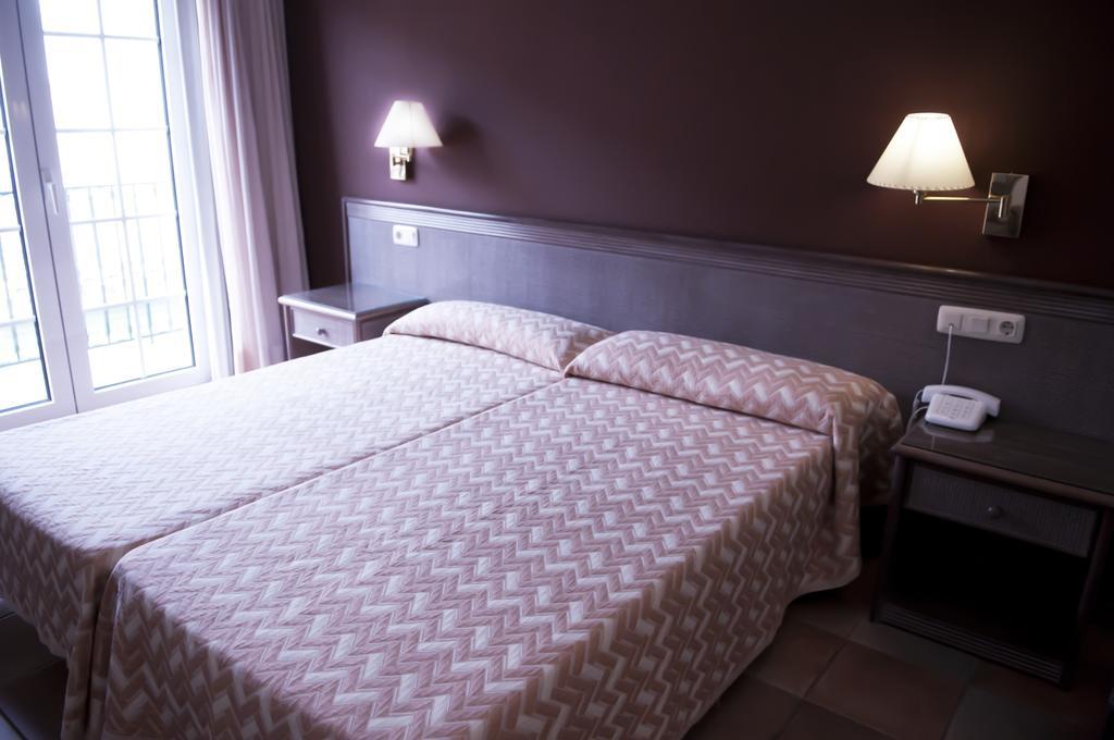 Hotel Santa Anna L'Estartit Camera foto